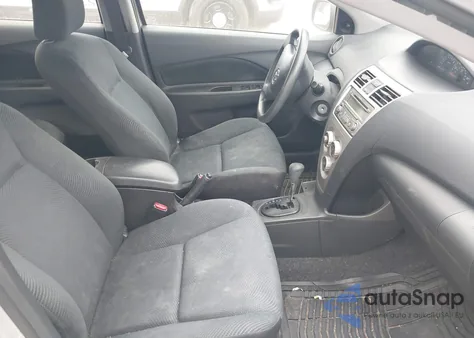 2012 Toyota Yaris z USA, uszkodzony, nr VIN JTDBT4K35CL022688